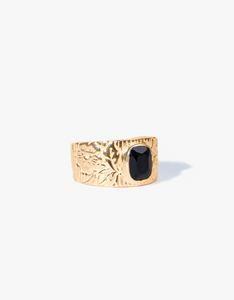 Black Onyx Engraved Gold Ring