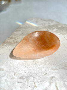 Peach Quartz Teardrop Jewellery Holder - medium